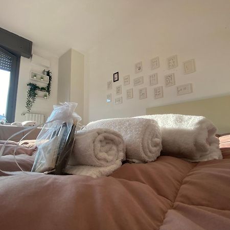 Villa Fenix Milano ภายนอก รูปภาพ