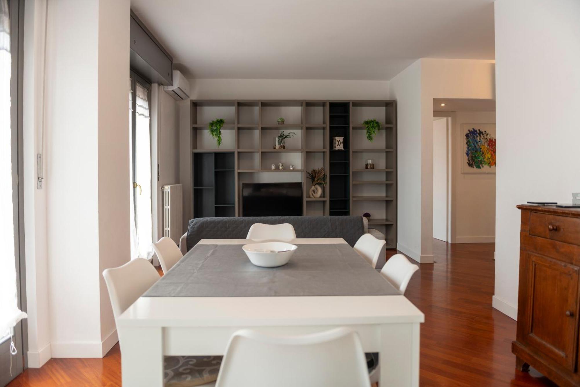 Villa Fenix Milano ภายนอก รูปภาพ